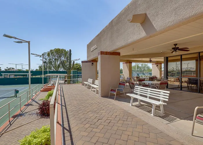 Private Putting & Patio: Home! Dom wakacyjny Sun Lakes