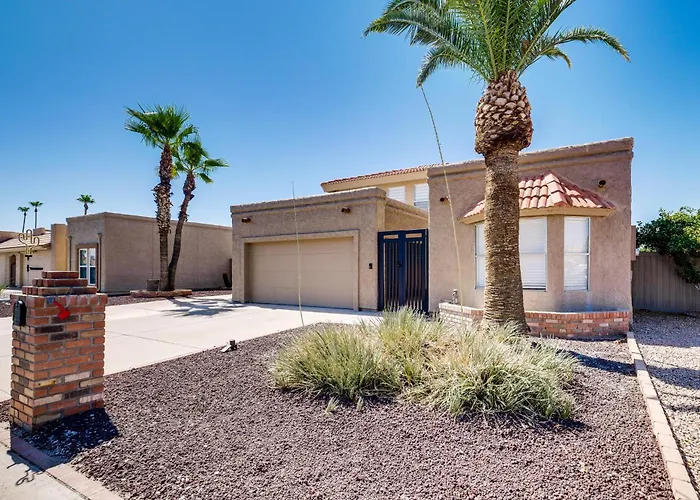 Private Putting & Patio: Home! *